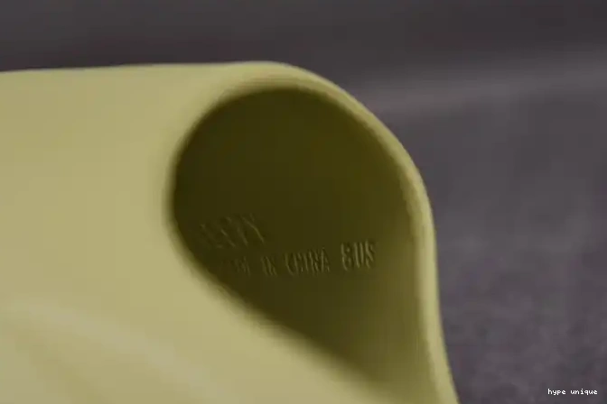 hype Adidas Slide Yeezy GZ5551 Resin 0506